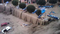 Наводнение - Вернацца, 25.10.2011, 1460x821, 0.24 Mb