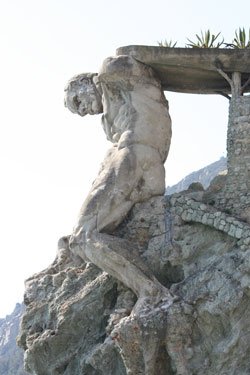 Statua di Gigante Nettuno, Monterosso al Mare, Cinque Terre